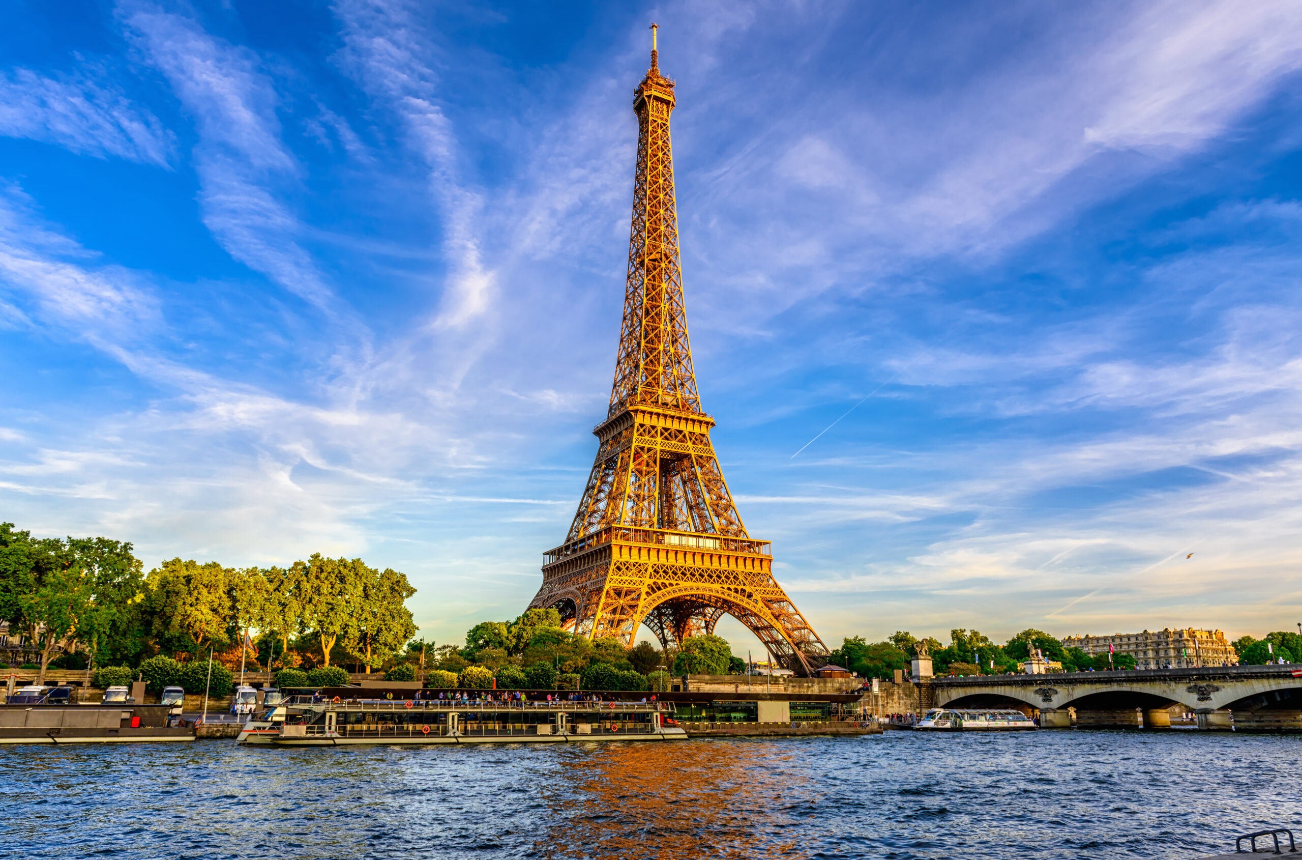 Lumière & Lace: France & Belgium Charm